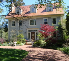 DownHome Bed and Breakfast B&B